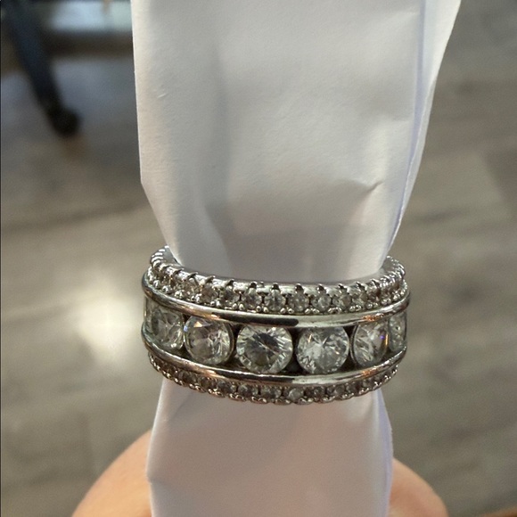 : Silver Sparkling Band Ring - Picture 6 of 7